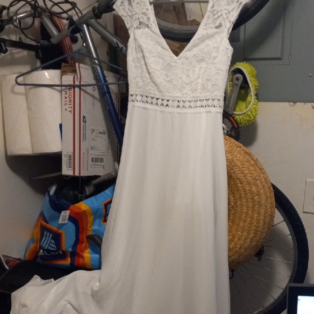 SHEIN White Lace Wedding Dress